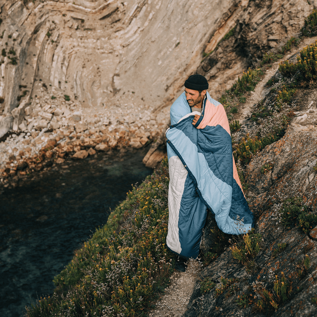 VOITED CloudTouch® Indoor/Outdoor Camping Blanket - Elemental Blankets VOITED 