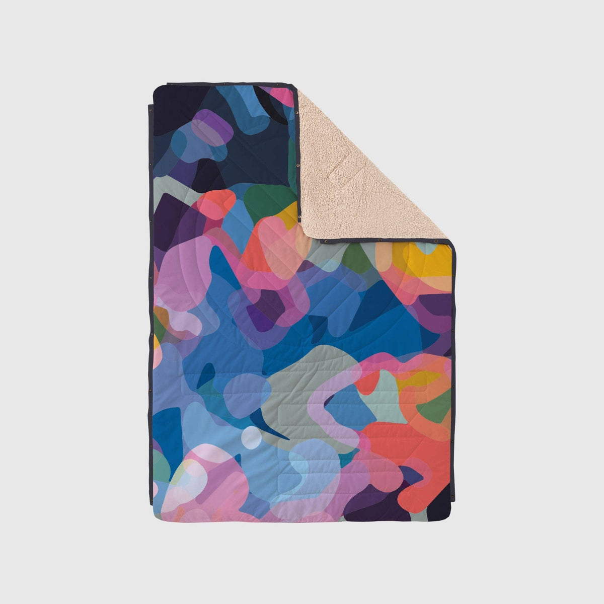 VOITED CloudTouch® Indoor/Outdoor Camping Blanket - Beyond Real Blankets VOITED 