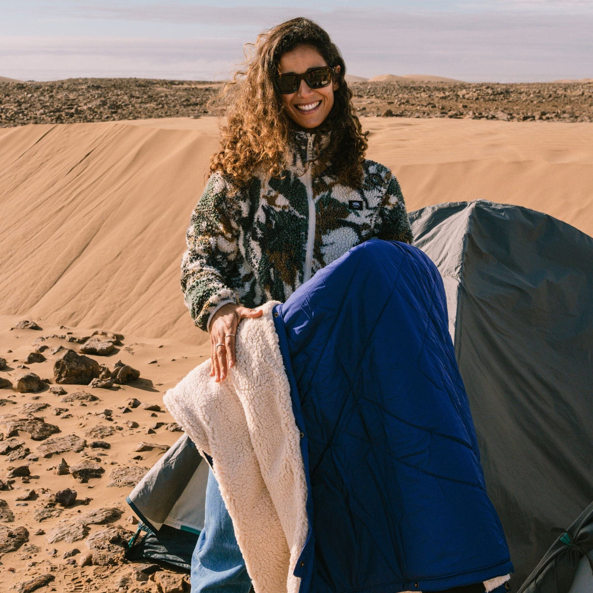 VOITED CloudTouch® Indoor/Outdoor Camping Blanket - Future Dusk Blankets VOITED 