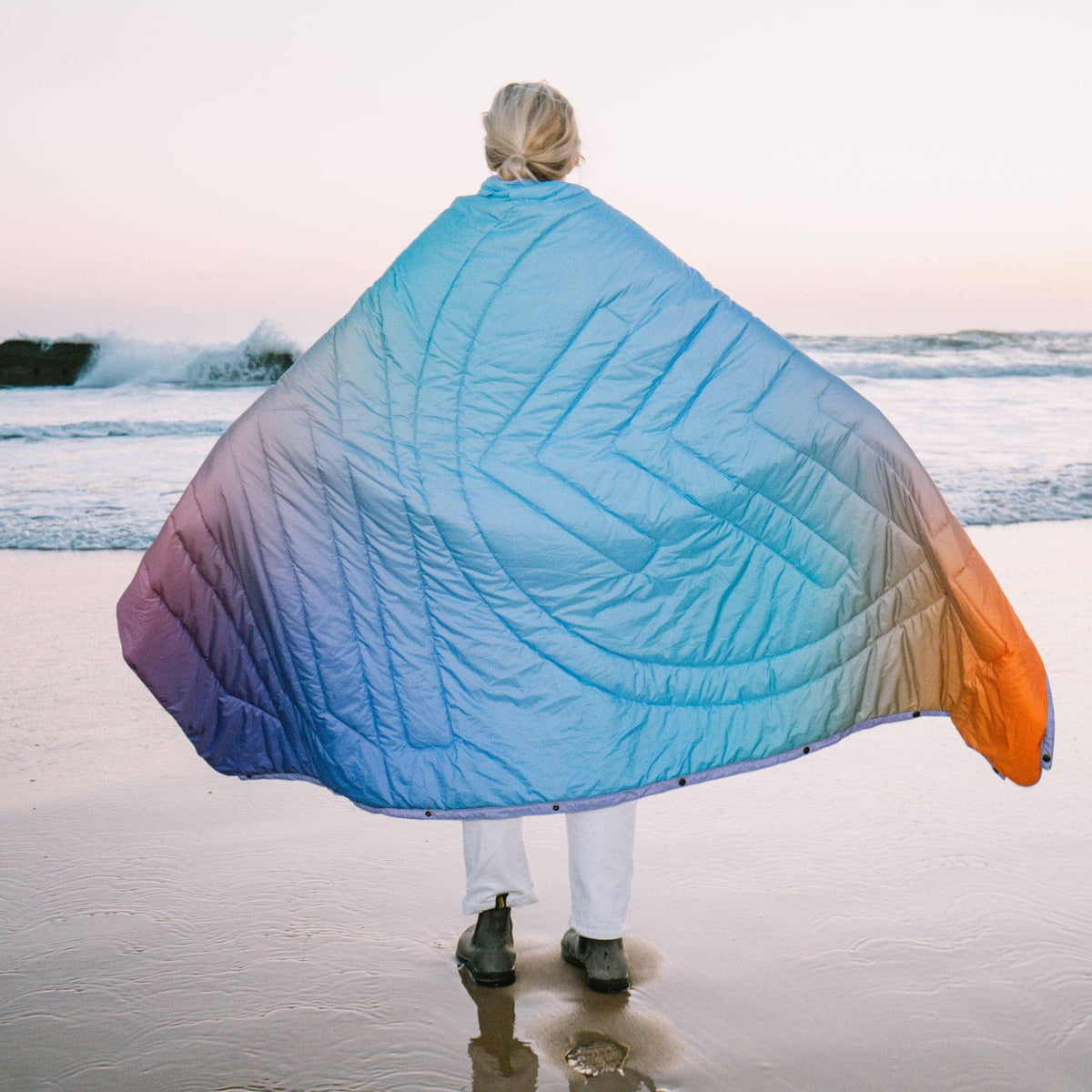 VOITED CloudTouch® Indoor/Outdoor Camping Blanket - Fuzzy Sunset Blankets VOITED 