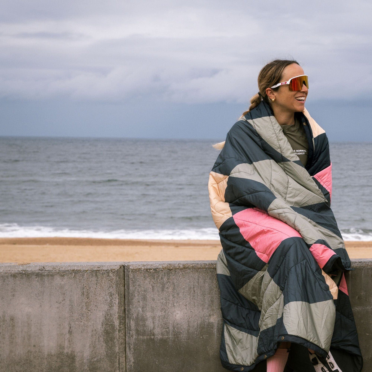 VOITED Fleece Outdoor Camping Blanket - Wavecheck Blankets VOITED 