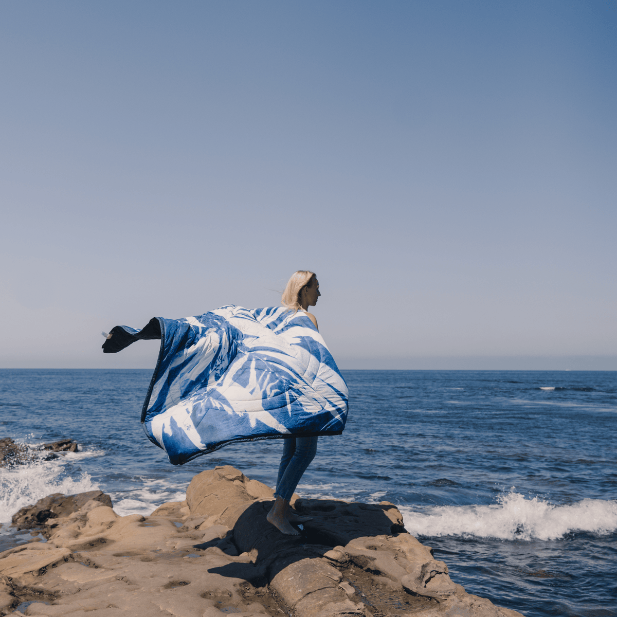 VOITED Recycled Ripstop Outdoor Camping Blanket - Kelp Blankets VOITED 