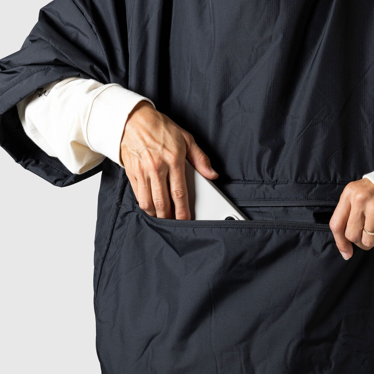 VOITED 3rd Edition Outdoor Poncho for Surfing, Camping, Vanlife & Wild Swimming - Black Changewear VOITED 