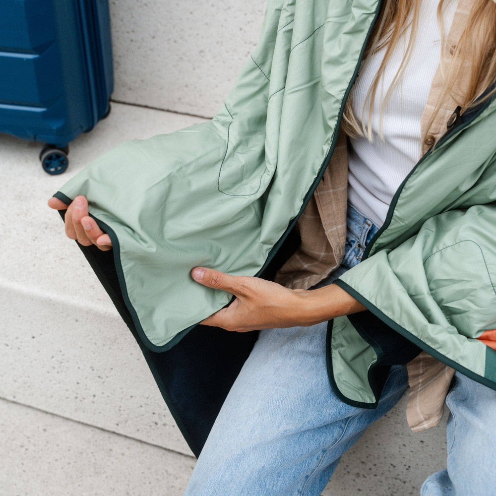 VOITED NeckPack Travel Pillow Blanket - Jasper