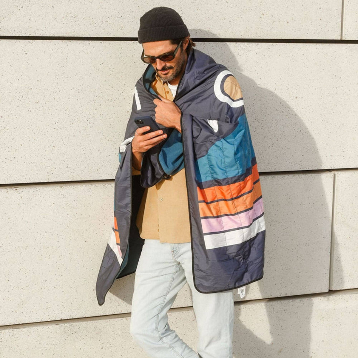 VOITED NeckPack Travel Blanket - Peaks Blankets VOITED 