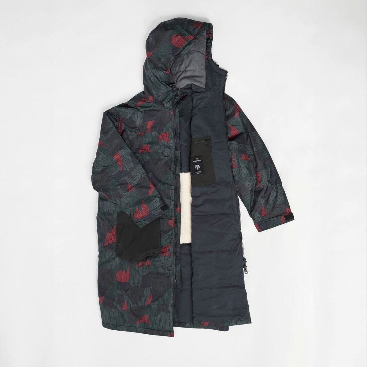 VOITED 2nd Edition Outdoor Changing Robe & Drycoat for Surfing, Camping, Vanlife & Wild Swimming - Moment Camo Changewear VOITED 